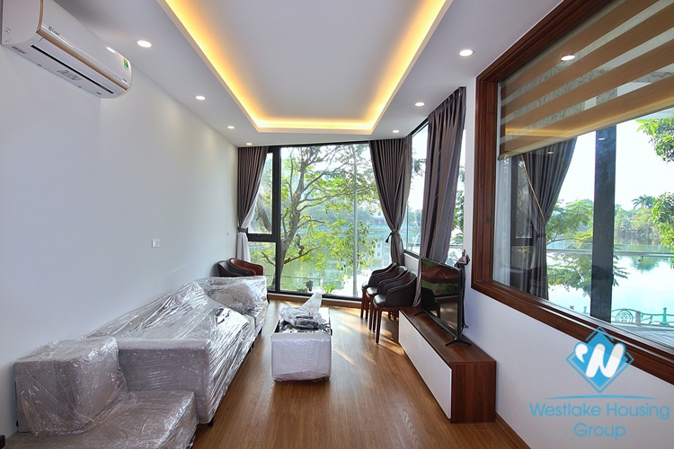 Lake view one bedroom apartment for rent in Yen Hoa street, Tay Ho